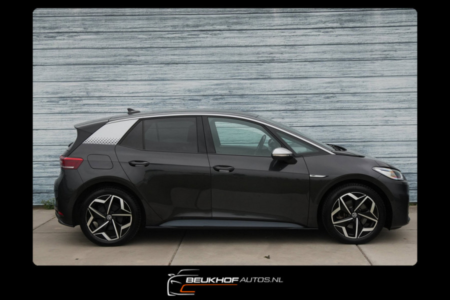 Volkswagen ID.3 First Plus 58 kWh Trekhaak Carplay Soh 91,7%