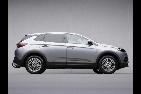 Opel Grandland X 1.2 Turbo Innovation Sport (APPLE CARPLAY,NAVI,CAMERA,CLIMATE,CRUISE,LED,GETINT,TREKHAAK,SPORTSTOELEN,LM VELGEN)