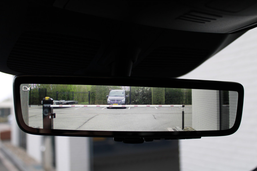 Mercedes-Benz Eqv 300 L2 / AMG / New Model / Luchtvering / 7-Persoons / Burmester / Electr Stoelen / Vol Opties / NIEUW!!