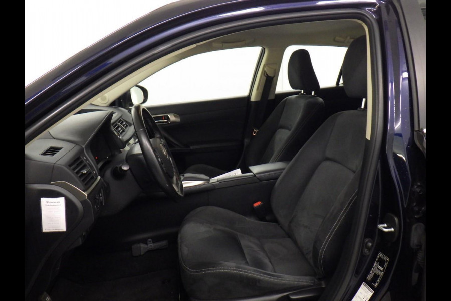 Lexus CT 200h Ultimate Edition