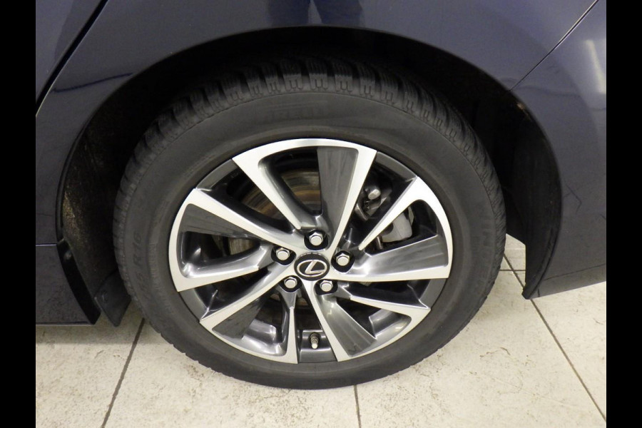 Lexus CT 200h Ultimate Edition