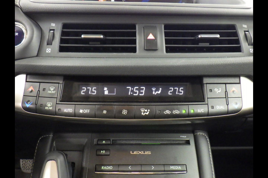 Lexus CT 200h Ultimate Edition