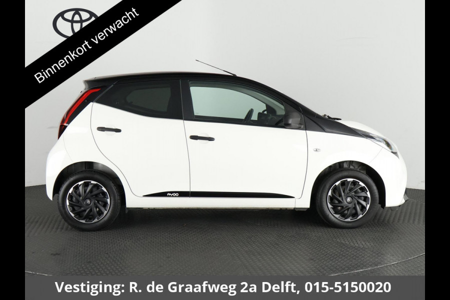 Toyota Aygo 1.0 VVT-i X-Fun Bi-Tone | 1e eigenaar | Airco | Bluetooth | Privacy Glass |