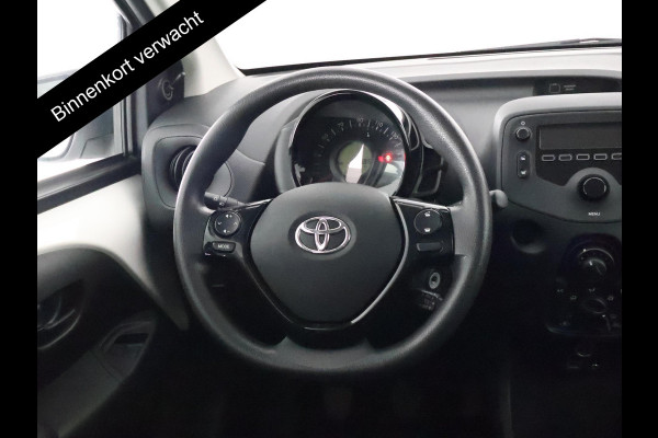Toyota Aygo 1.0 VVT-i X-Fun Bi-Tone | 1e eigenaar | Airco | Bluetooth | Privacy Glass |