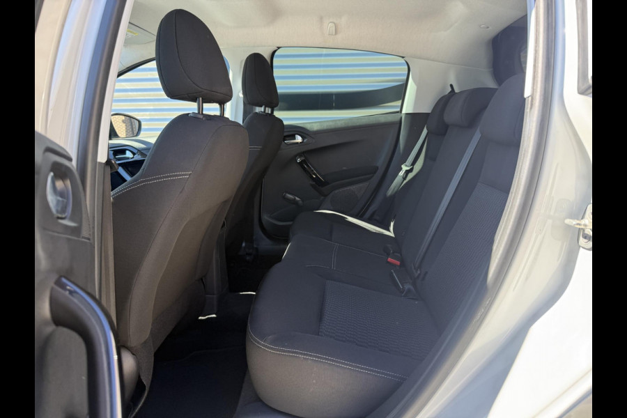 Peugeot 208 1.2 PureTech Blue Lion Navi|Carplay|Airco|D-riem v.v. in 2024|Cruise|PDC|CarplayN.A.P|Nieuwe APK bij Aflevering