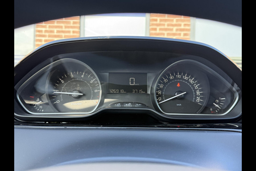 Peugeot 208 1.2 PureTech Blue Lion Navi|Carplay|Airco|D-riem v.v. in 2024|Cruise|PDC|CarplayN.A.P|Nieuwe APK bij Aflevering