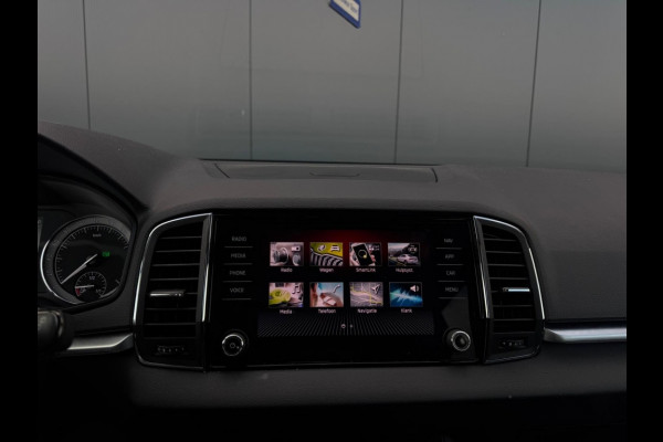 Škoda Karoq 1.5 TSI ACT Style APPLE CARPLAY CAMERA NAVI CLIMATE PDC