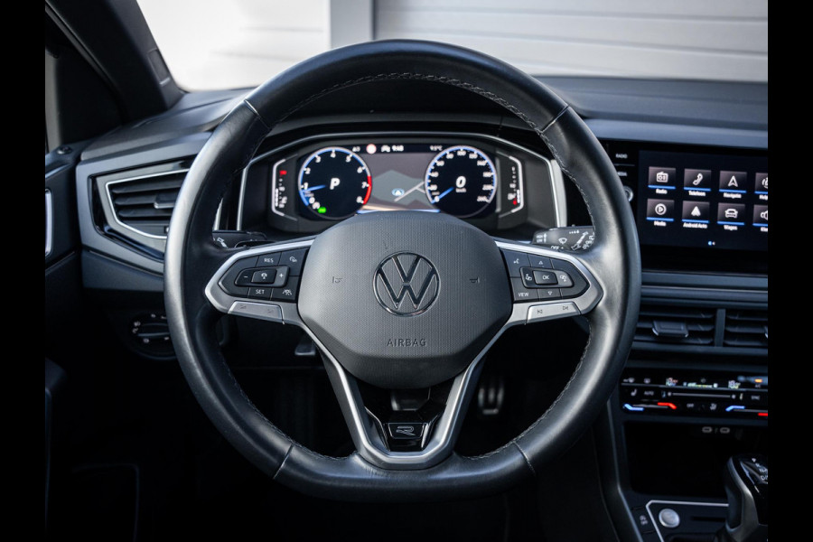Volkswagen Taigo 1.5 TSI R-Line Business - Pano l ACC l Trekhaak | Camera