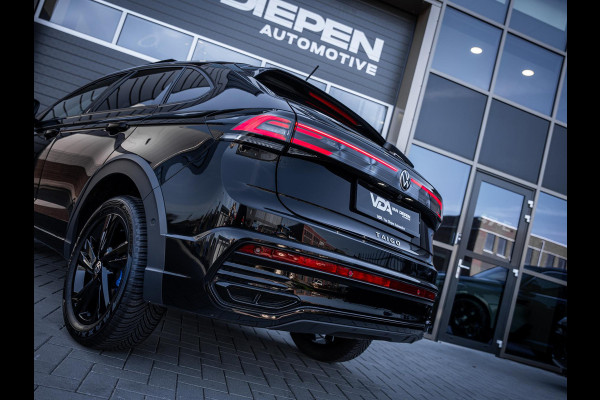 Volkswagen Taigo 1.5 TSI R-Line Business - Pano l ACC l Trekhaak | Camera