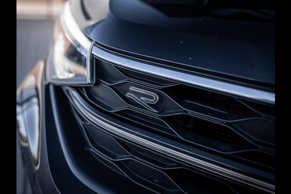 Volkswagen Taigo 1.5 TSI R-Line Business - Pano l ACC l Trekhaak | Camera