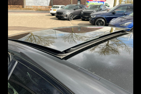 Mercedes-Benz C-Klasse 300 AMG Line VAN: 43.900,- VOOR: 39.877,- UW LENTEVOORDEEL: 4.023,- | MEGA COMPLEET!! | RIJKLAARPIJS incl. 12mnd BOVAG