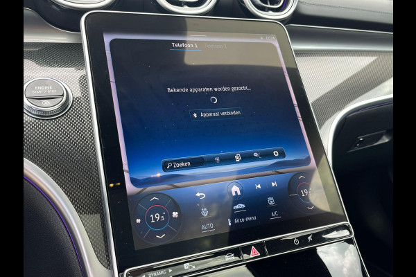 Mercedes-Benz C-Klasse 300 AMG Line VAN: 43.900,- VOOR: 39.877,- UW LENTEVOORDEEL: 4.023,- | MEGA COMPLEET!! | RIJKLAARPIJS incl. 12mnd BOVAG