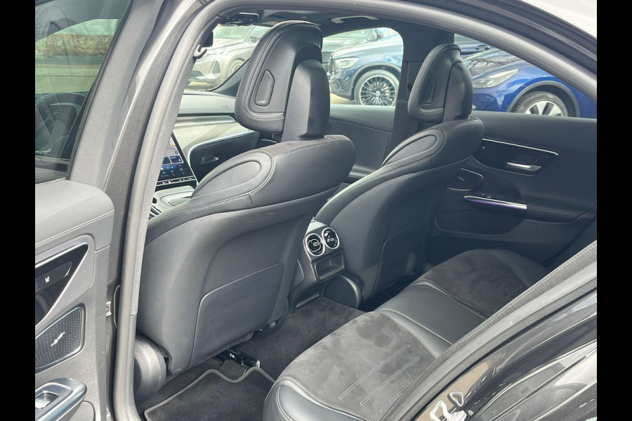 Mercedes-Benz C-Klasse 300 AMG Line VAN: 43.900,- VOOR: 39.877,- UW LENTEVOORDEEL: 4.023,- | MEGA COMPLEET!! | RIJKLAARPIJS incl. 12mnd BOVAG