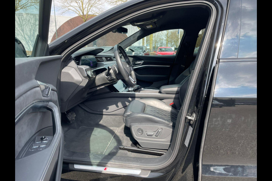 Audi e-tron Sportback 55 quattro S edition 95 kWh VAN € 39.900,- VOOR € 36.877,- UW LENTEVOORDEEL  € 3.023,-! | SOH 95% | S LINE BLACKLINE  | B&O AUDIO | ADAPTIVE CRUISE | 360 CAMERA | KEYLESS ENTRY