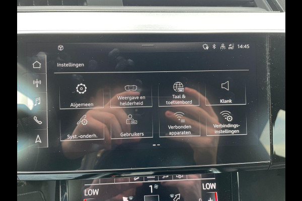 Audi e-tron Sportback 55 quattro S edition 95 kWh VAN € 39.900,- VOOR € 36.877,- UW LENTEVOORDEEL  € 3.023,-! | SOH 95% | S LINE BLACKLINE  | B&O AUDIO | ADAPTIVE CRUISE | 360 CAMERA | KEYLESS ENTRY