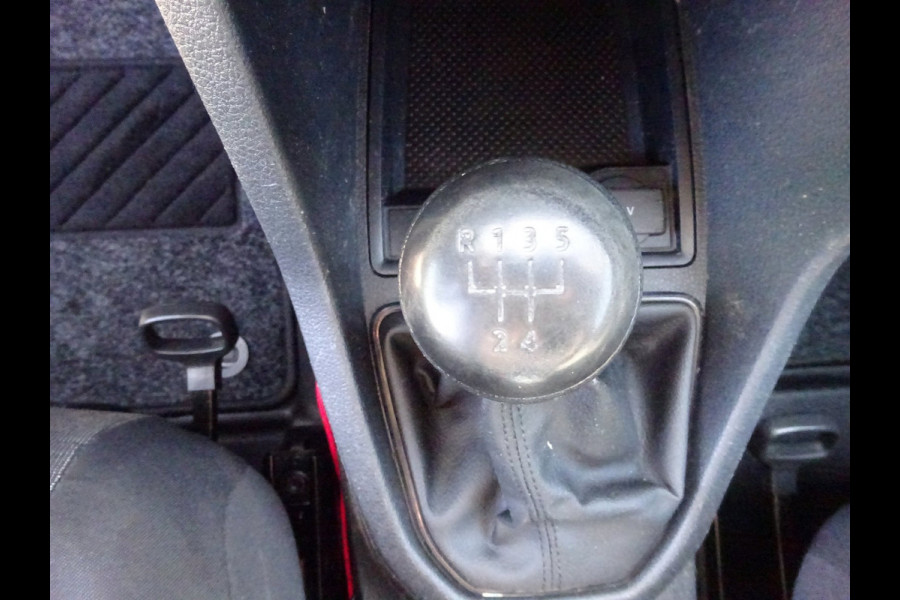 Volkswagen Caddy 2.0 TDI L2H1 VW MAXI LAADRUIMTE INRICHTING AIRCO CRUISE ALARM PDCM