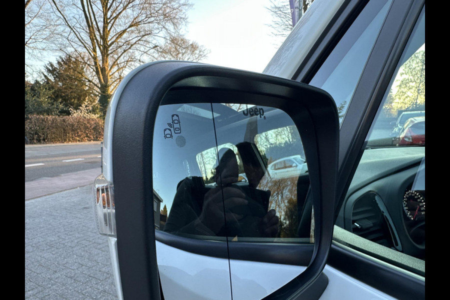 Jeep Renegade 1.4 MultiAir 170PK Automaat AWD Limited Black Line Panorama|Navi|Camera|Xenon|Keyless