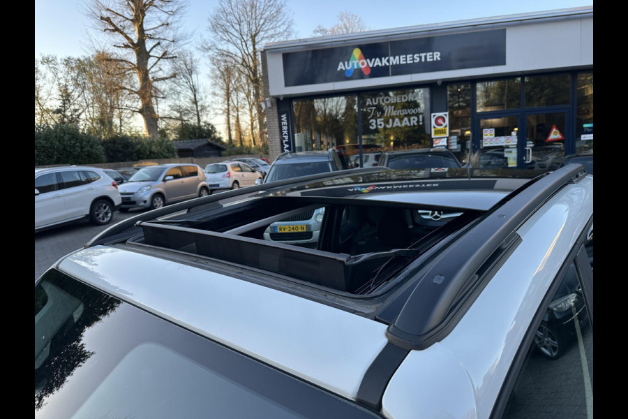 Jeep Renegade 1.4 MultiAir 170PK Automaat AWD Limited Black Line Panorama|Navi|Camera|Xenon|Keyless