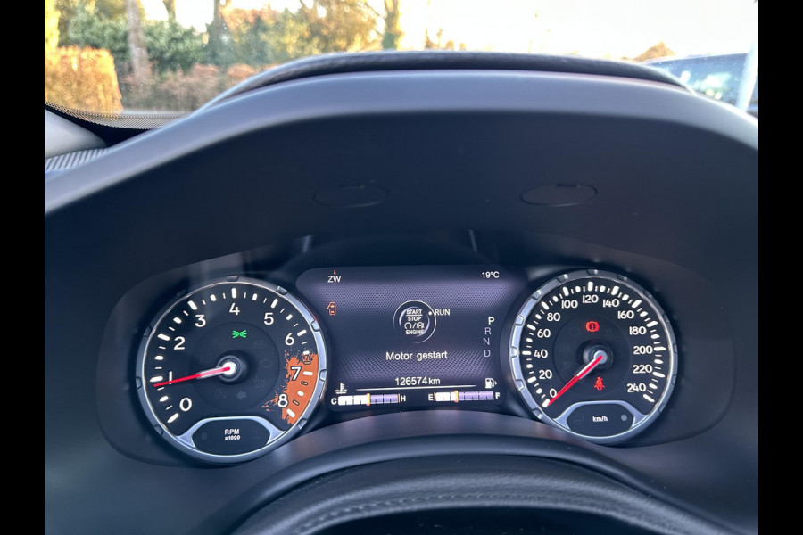 Jeep Renegade 1.4 MultiAir 170PK Automaat AWD Limited Black Line Panorama|Navi|Camera|Xenon|Keyless