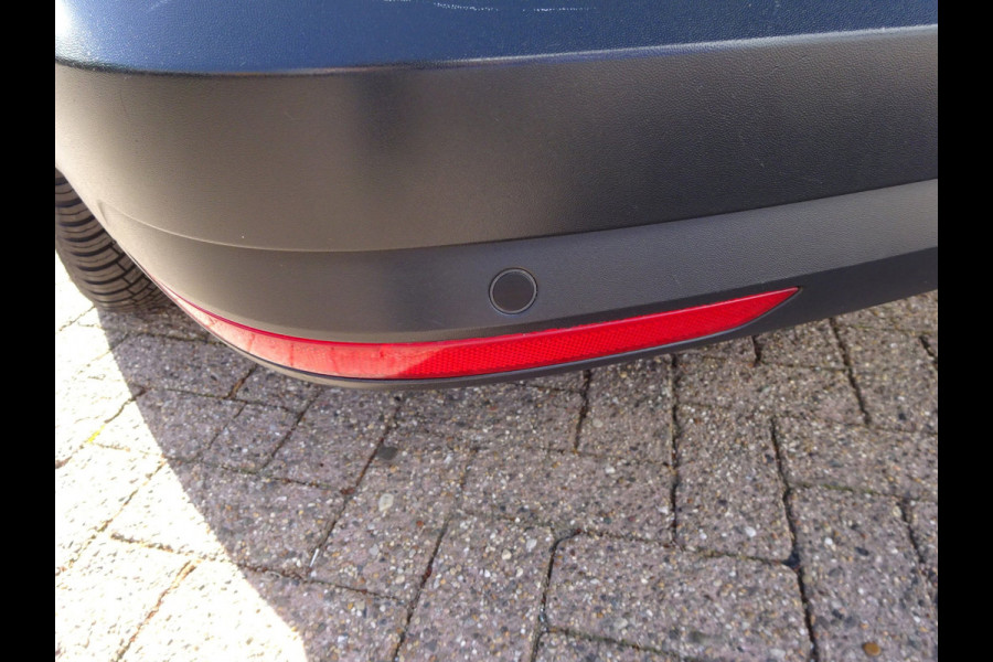 Volkswagen Caddy 2.0 TDI L2H1 BMT Maxi AIRCO NAVIGATIE CRUISE CONTROL ETC