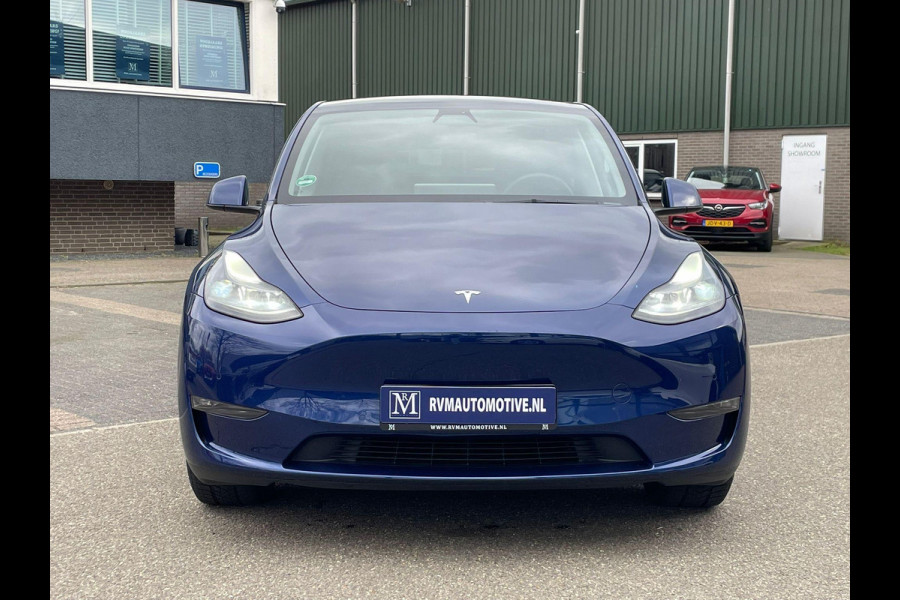 Tesla Model Y Long Range AWD 75 kWh VAN: 34.900,- VOOR: 32.877,- UW LENTEVOORDEEL: 3.023,- | RIJKLAARPRIJS INCL. 12MND BOVAG | TREKHAAK | SOH 95% |