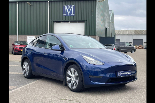 Tesla Model Y Long Range AWD 75 kWh VAN: 34.900,- VOOR: 32.877,- UW LENTEVOORDEEL: 3.023,- | RIJKLAARPRIJS INCL. 12MND BOVAG | TREKHAAK | SOH 95% |