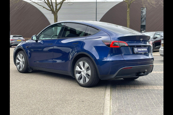 Tesla Model Y Long Range AWD 75 kWh VAN: 34.900,- VOOR: 32.877,- UW LENTEVOORDEEL: 3.023,- | RIJKLAARPRIJS INCL. 12MND BOVAG | TREKHAAK | SOH 95% |