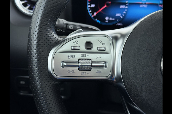 Mercedes-Benz GLA 250e AMG // Trekhaak // Distronic // Headup Display // Memory // 360 Camera // Panoramadak // Leder // 20" LM // Sfeerverlichtin