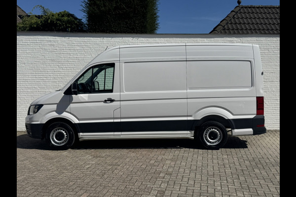 Volkswagen Crafter 35 2.0 TDI L3H3 Comfort Navigatie Carplay DAB All season banden Trekhaak Lat om lat