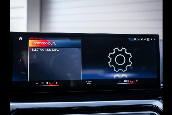 BMW 3 Serie Touring 320e - Sport l Panorama l ACC l 19'' l Led l Sfeerverlichting l Auto carplay