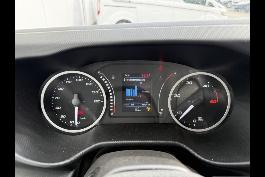 Iveco Daily 35C14 2.3 Kipper Dubbele Cabine Dubbellucht 6 Stoelen Airco Cruise Control Trekhaak Luchtgeveerde stoel