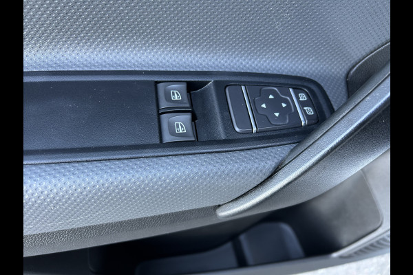 Mercedes-Benz Citan 110 CDI L1 Trekhaak / Parkeersensoren achter / Airco / Dakdragers