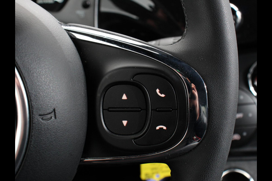 Fiat 500 1.0 Hybrid Bellavita | Navigatie | Climate Control | Apple Carplay/Android Auto | Dab | Digitale Cockpit | Parkeer sensoren