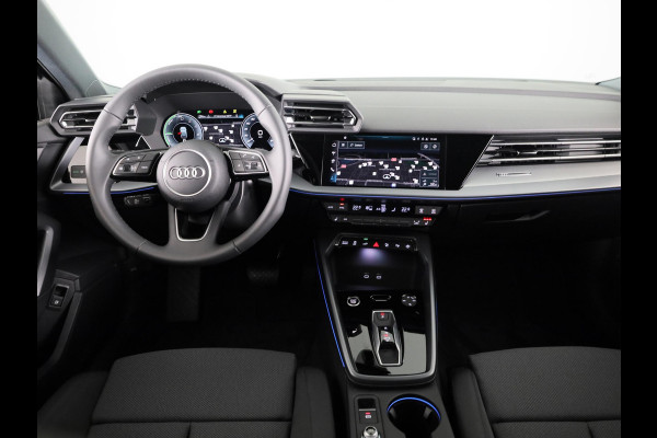 Audi A3 Sportback 40 TFSI e Advanced edition 204pk | Navigatie | Parkeercamera | Adaptieve cruise controle | Apple carplay-/ Android Auto | Verlengde garantie