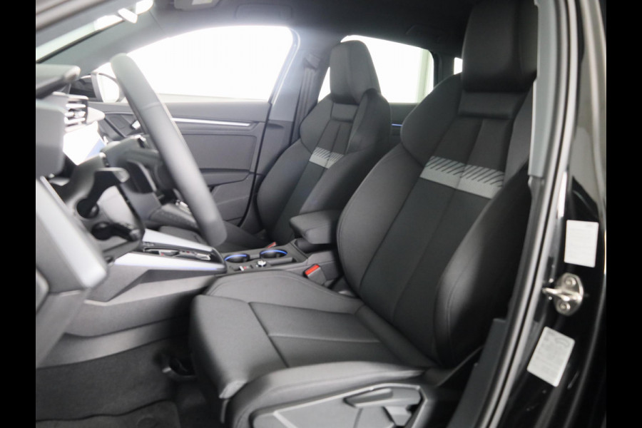 Audi A3 Sportback 40 TFSI e Advanced edition 204pk | Navigatie | Parkeercamera | Adaptieve cruise controle | Apple carplay-/ Android Auto | Verlengde garantie