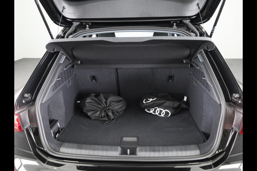 Audi A3 Sportback 40 TFSI e Advanced edition 204pk | Navigatie | Parkeercamera | Adaptieve cruise controle | Apple carplay-/ Android Auto | Verlengde garantie