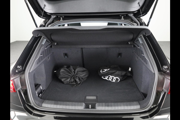 Audi A3 Sportback 40 TFSI e Advanced edition 204pk | Navigatie | Parkeercamera | Adaptieve cruise controle | Apple carplay-/ Android Auto | Verlengde garantie