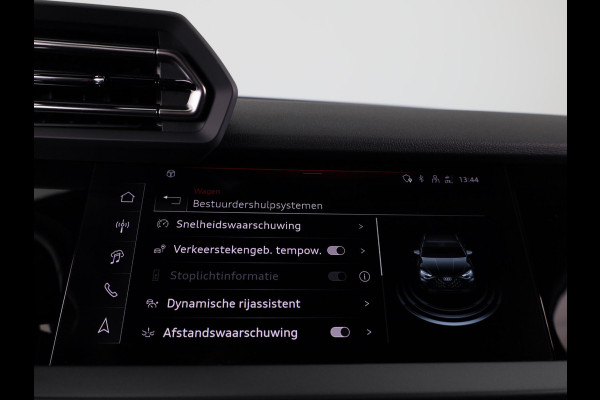 Audi A3 Sportback 40 TFSI e Advanced edition 204pk | Navigatie | Parkeercamera | Adaptieve cruise controle | Apple carplay-/ Android Auto | Verlengde garantie