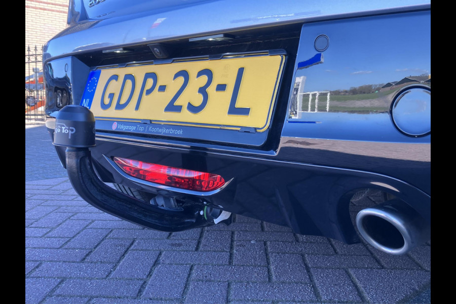 Peugeot 208 1.2 PureTech GT | Trekhaak | Camera | LED | Leder