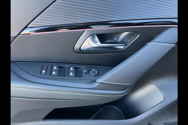 Peugeot 208 1.2 PureTech GT | Trekhaak | Camera | LED | Leder