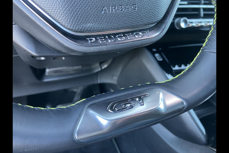Peugeot 208 1.2 PureTech GT | Trekhaak | Camera | LED | Leder