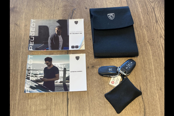 Peugeot 208 1.2 PureTech GT | Trekhaak | Camera | LED | Leder