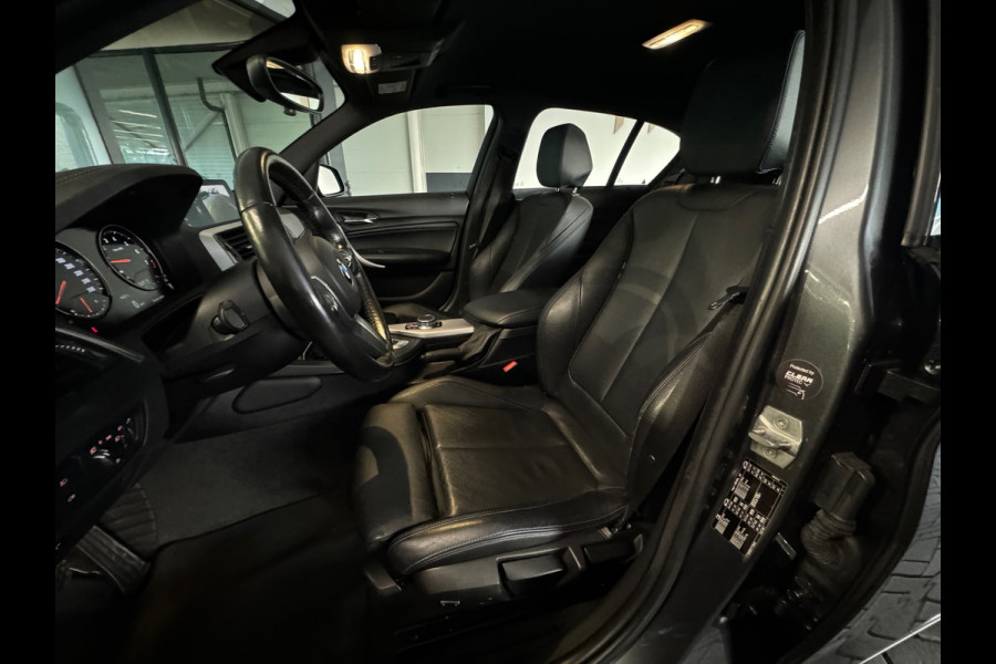 BMW 1-serie 120i High Executive M Sport Leer|Camera|Lane Assist