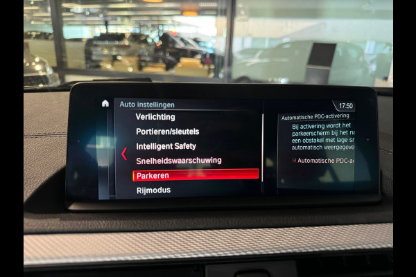 BMW 1-serie 120i High Executive M Sport Leer|Camera|Lane Assist