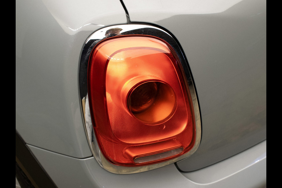 MINI Mini 1.5 One Salt Business Sport (NAVI,CLIMATE,CRUISE,PDC,ELEKTRISCH PAKKET,SPORTSTOELEN,LM VELGEN,NETTE STAAT)