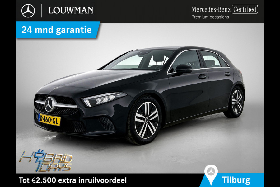 Mercedes-Benz A-Klasse 160 Business Solution Luxury Ledkoplampen | MBUX augmented reality voor navigatie | Sfeerverlichting | Stoelverwarming voor | Achteruitrijcamera. Inclusief 24 maanden Mercedes-Benz Certified garantie voor Europa.