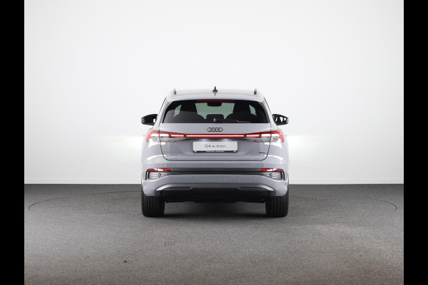 Audi Q4 e-tron 45 quattro Advanced edition 82 kWh 286pk | Assistentiepakket |Comfortpakket | Optiek pakket zwart Plus