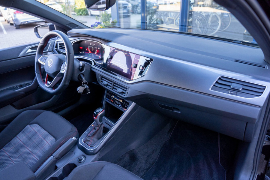 Volkswagen Polo 2.0 TSI GTI|Prijs rijklaar incl. 12 mnd garantie|DAB Carplay/Android auto LMV Stoelverwarming PDC Blindspot