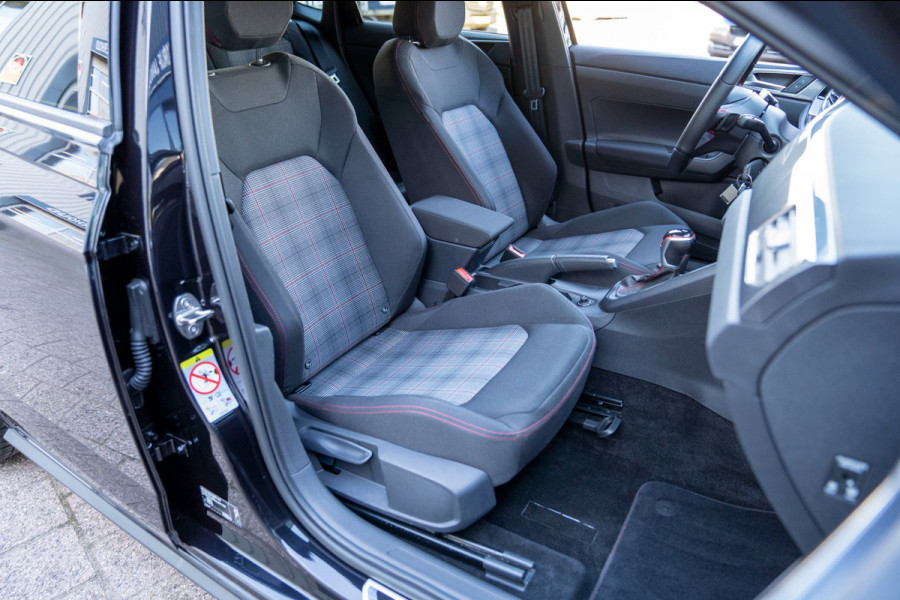 Volkswagen Polo 2.0 TSI GTI|Prijs rijklaar incl. 12 mnd garantie|DAB Carplay/Android auto LMV Stoelverwarming PDC Blindspot