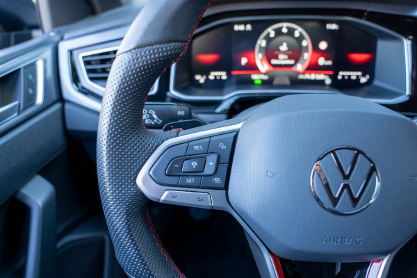 Volkswagen Polo 2.0 TSI GTI|Prijs rijklaar incl. 12 mnd garantie|DAB Carplay/Android auto LMV Stoelverwarming PDC Blindspot